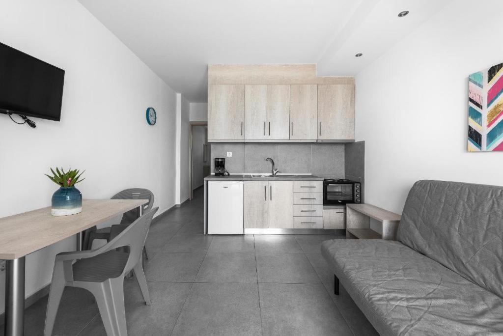 Blue Horizon 5 Apartment Nea Kallikrateia Exterior photo